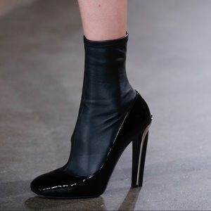 Alexander McQueen Plexi Heel Leather Ankle Boot